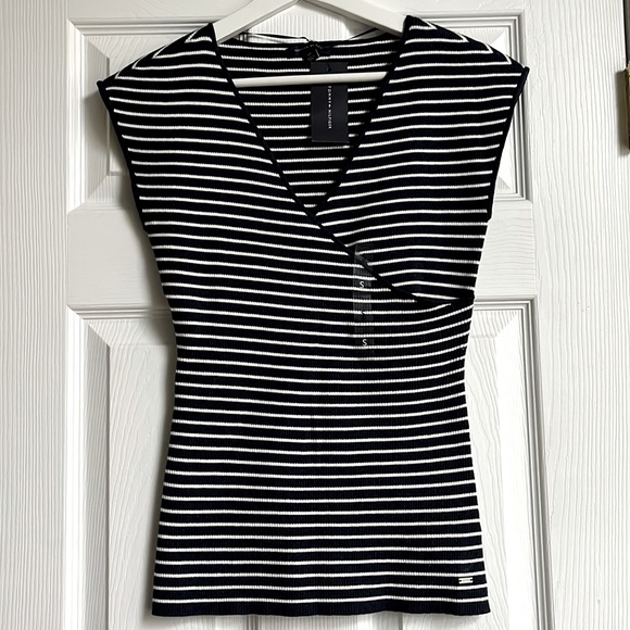 NWT sleeveless top by Tommy Hilfiger, size S - Picture 1 of 6